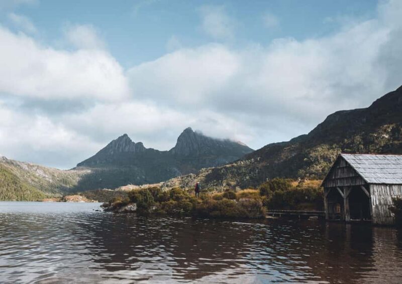 6 Day Tassie Tour Bundle: Island Icons - Exploring Tasmania in 6 Days: An Honest Look at the Island Icons Tour