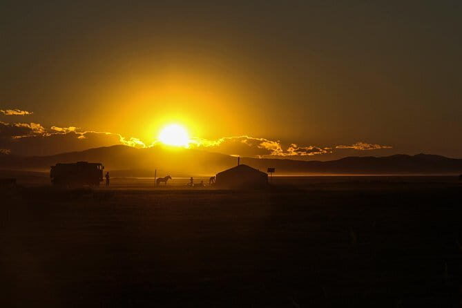 6 Days Color of Gobi Desert - An Authentic Journey Through Mongolia’s Gobi Desert: 6 Days of Color and Contrast