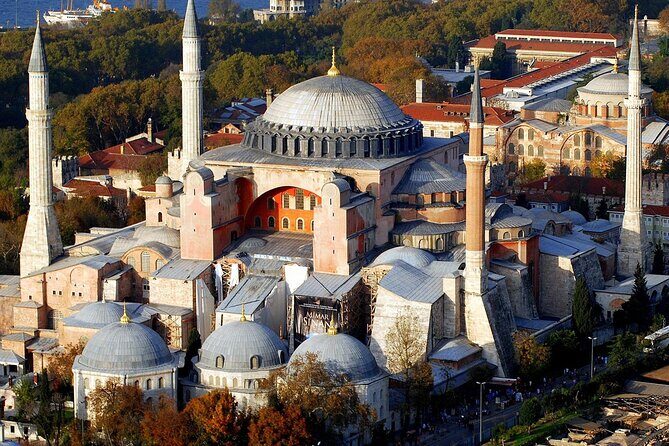 6 Days - Istanbul, Kusadasi (Ephesus), Pamukkale / by Plane - Who Should Consider This Tour?