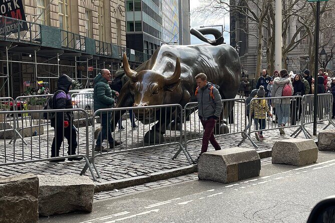 6 hour Bus tour and 1 hour Boat Ride by the Statue of Liberty - Key Points