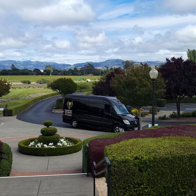 6 Hour Private Limousine Wine Tour - Experience Napa & Sonoma in Style with a 6-Hour Private Limousine Wine Tour