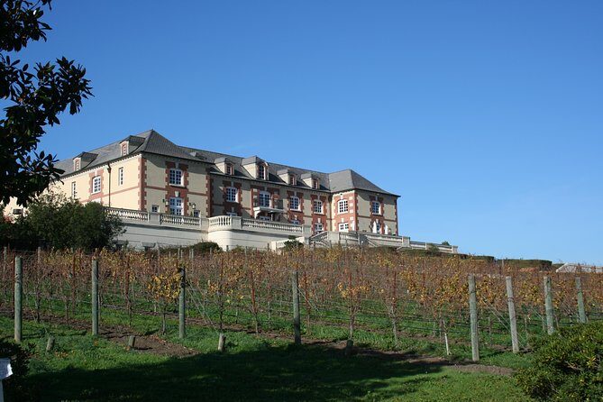 6-Hour Private Wine Country Tour of Napa in Lincoln MKT Limo (up to 8 people) - FAQs