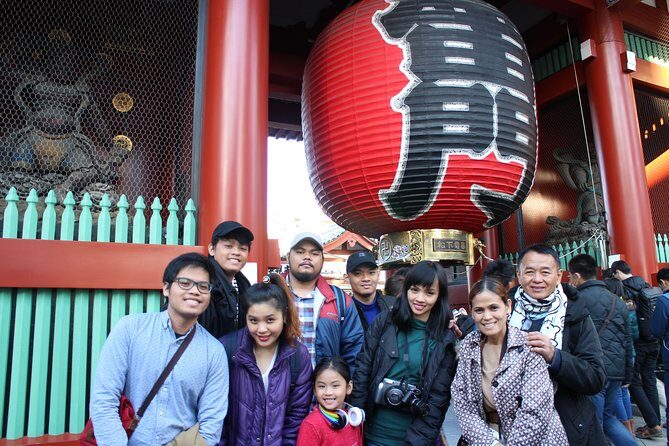 6-hour Tokyo tour with a qualified tour guide using public transport - Key Points