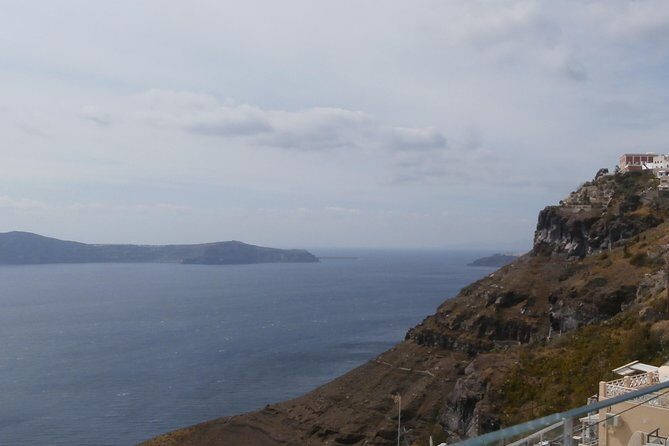 6 hours Private Full Santorini Highlights - FAQ Section