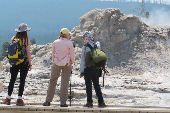 6-Mile Geyser Hiking Tour in Yellowstone with Lunch - Real Experiences from Travelers