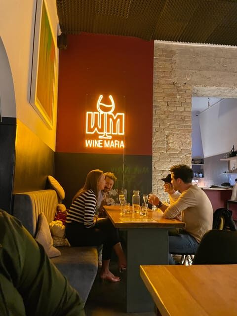 6-Tier Hungarian Wine Tasting at a Cozy Community Table - Discover the Charm of a 6-Tier Hungarian Wine Tasting at Bortodoor