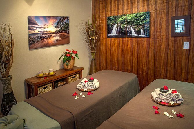 60 Minute Couples Massage - 60 Minute Couples Massage in Oahu: A Perfect Hawaiian Retreat