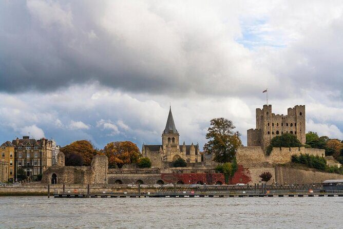 60 minute Thames & Medway Estuary Helicopter Tour - An Unforgettable Aerial Adventure Over London and the Thames Estuary