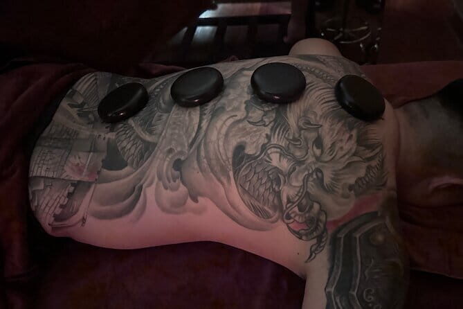 60 minutes Body Massage with Ginger Oil - A Relaxing Escape in the Heart of Ho Chi Minh City: 60-Minute Body Massage with Ginger Oil