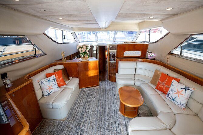 60ft 1 Hour FREE | Miami Yacht Rental | 3 to 6 Hours | 13 People - Exploring the Experience in Detail