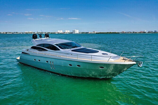 62ft Perching James Bond Miami Yacht Rental - Key Points