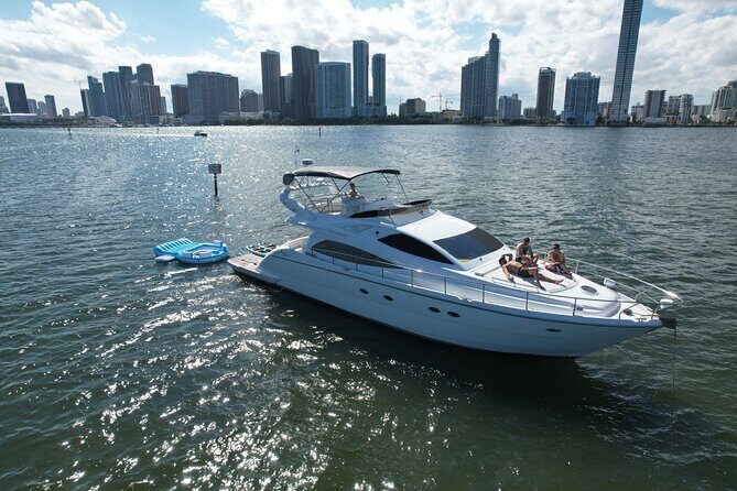 65ft Yacht Charter in Miami - The Experience: What to Expect on Your Miami Yacht Adventure