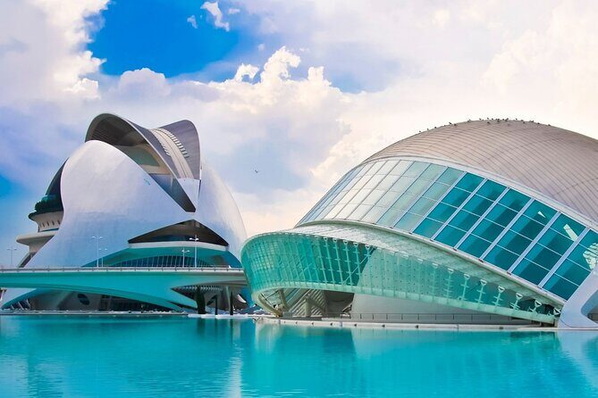 7-Day Spain Tour: Cordoba, Seville, Granada, Valencia, Barcelona and Zaragoza from Madrid - The Moorish Marvel: Granada and the Alhambra