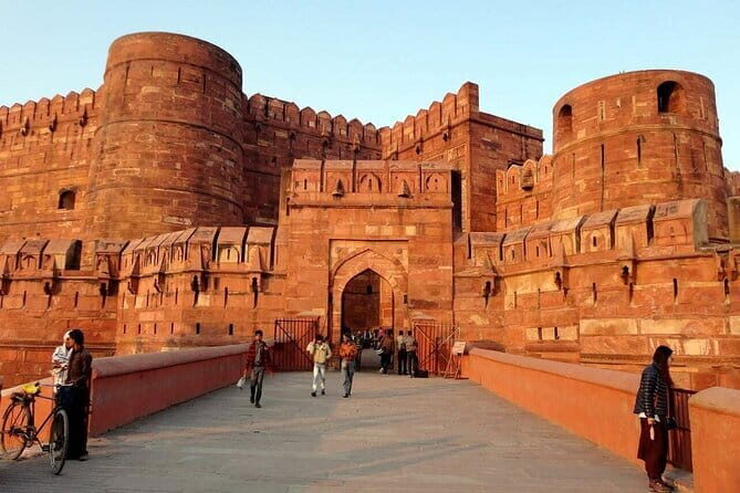 7 Days Private Golden Triangle and Ranthambore Tour - The Experience of Traveling India by Deluxe Train