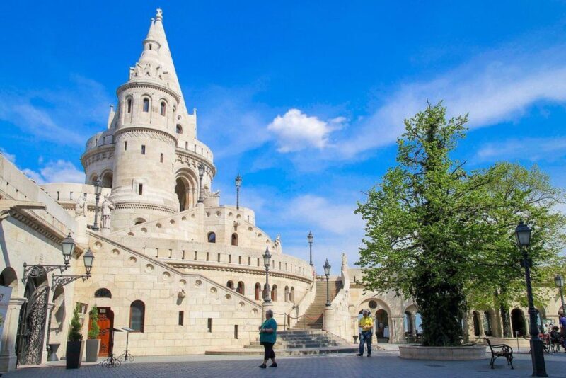 7 hour Budapest walking tour - Exploring Budapest in Seven Hours: What to Expect
