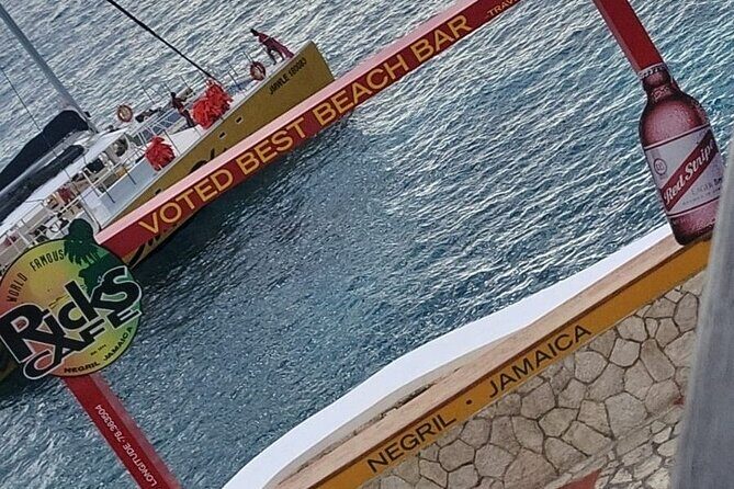 7 Mile Beach and Rick's Cafe Private Tour - Key Points