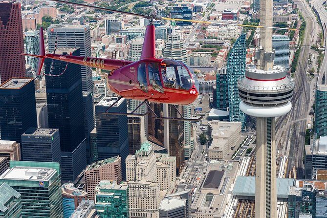 7-Minute Helicopter Tour over Toronto - Starting Point: Downtown Convenience at Billy Bishop Airport