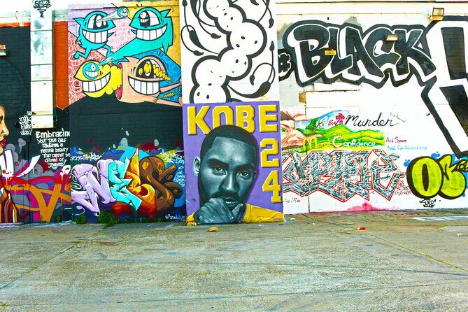 75 Min Best of Houston tour Small-Group - Iconic Houston Landmarks and Photo Stops