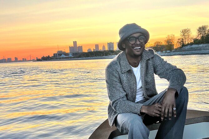 75 Minutes Detroit River, Belle Isle Breeze Electric Cruise - The Sum Up