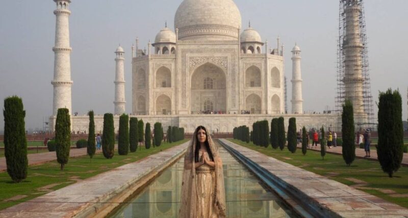 8 Days GOLDEN TRIANGLE WITH RANTHAMBORE WILDLIFE SAFARI - Exploring Jaipur’s Pink City and Royal Forts