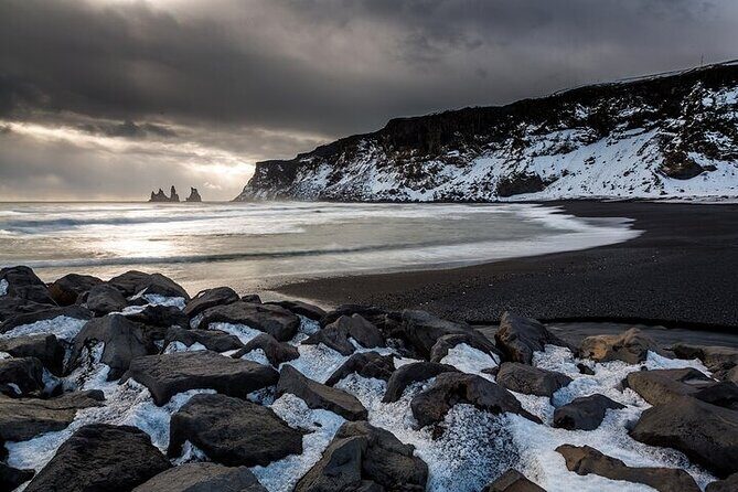 8-Days Northern Lights Exploration Tour from Reykjavík - Exploring the West: Volcanoes, Hot Springs, and Waterfalls
