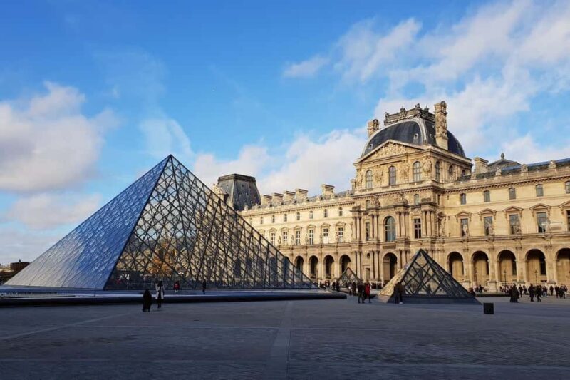 8-hour panoramic tour of Paris in Portuguese - Who Will Love This Tour?