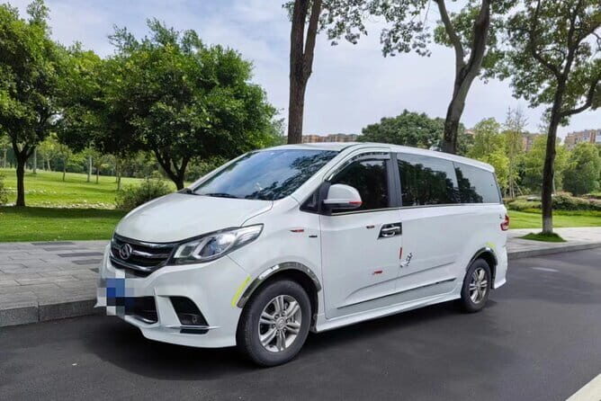 8 hours Private Car Transport in Guangzhou China - Meeting Point and Vehicle Options
