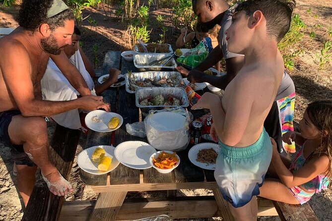 8HR Fullday Private Boat in Gracebay - Frequently Asked Questions