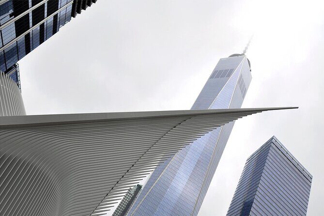 9/11 Memorial & Ground Zero Tour with Optional 9/11 Museum Ticket - A Deep Dive into the 9/11 Memorial & Ground Zero Tour