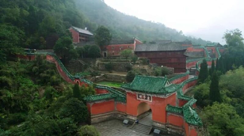 9-Day Tour Through Wudang,Chengdu,Dujiangyan&Zhangjiajie - Who This Tour Is Perfect For