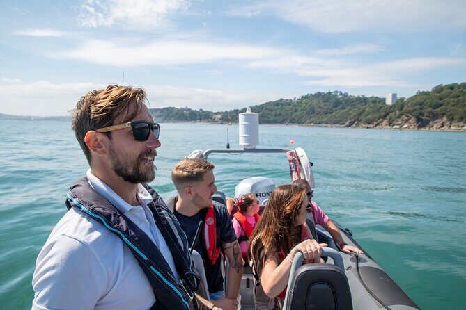 90 Minute Coastal Explorer in Torquay - Experience the Coastline from a New Perspective: 90 Minute Coastal Explorer in Torquay