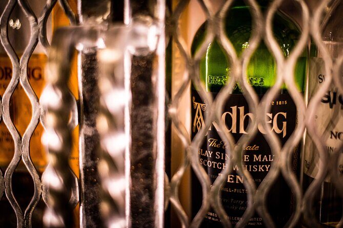 90-minute introduction to Whisky in the Old Town of Edinburgh - Introduction to the Whisky Tour in Edinburgh’s Old Town