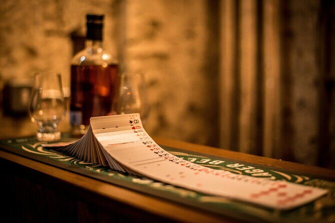 90-minute introduction to Whisky in the Old Town of Edinburgh - A Deep Dive into the Whisky Tasting Experience
