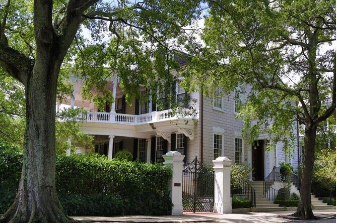 90 Minute Sightseeing Bus Tour of Historic Charleston - A 90-Minute Journey Through Charleston’s Historic Streets