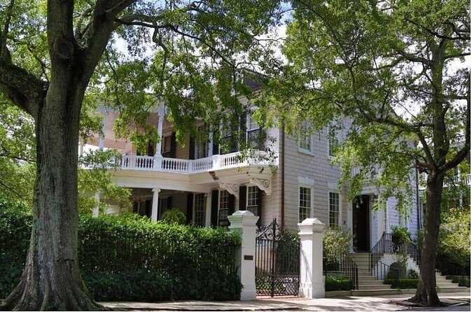 90 Minute Sightseeing Bus Tour of Historic Charleston - What Travelers Say