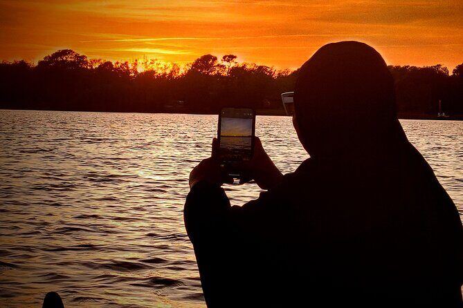 90-Minute Sunset paddle at Secret Lake Guided Kayak Tour in Casselberry - FAQs