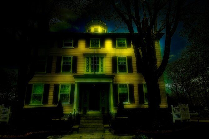 90 Minutes Ghost Walking Tour in Kennebunkport - Who Would Enjoy This Tour?