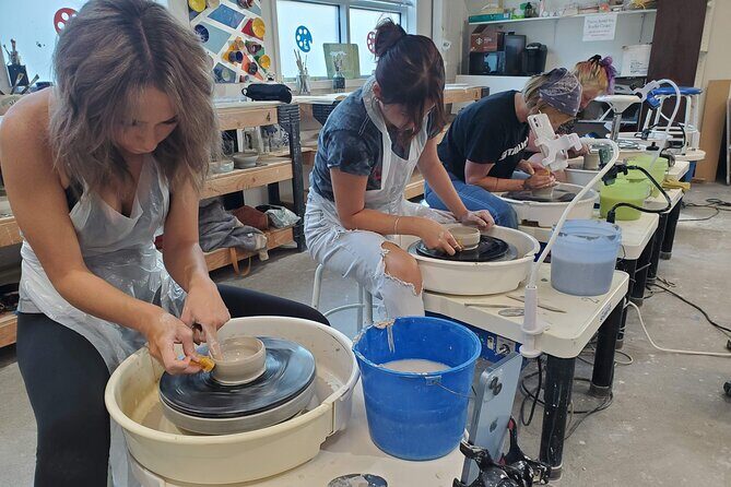90-Minutes of Pottery Fun - 90-Minutes of Pottery Fun: A Hands-On Artistic Escape in Seattle