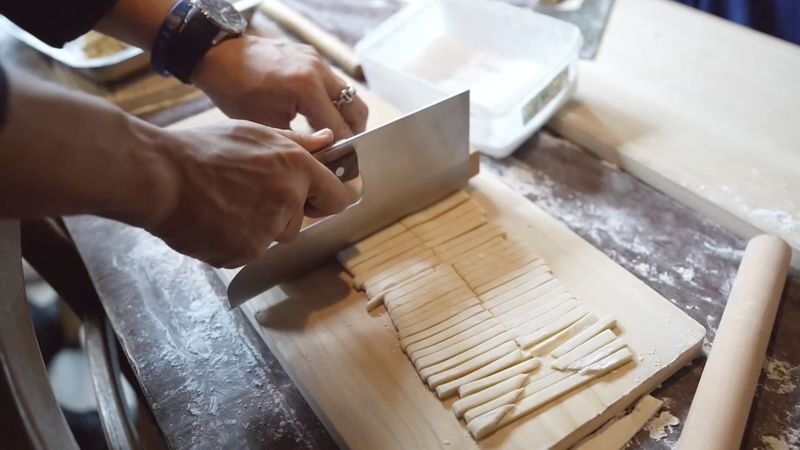 90min udon noodle-making and tasting in Osaka. - From flour to a bowl of udon