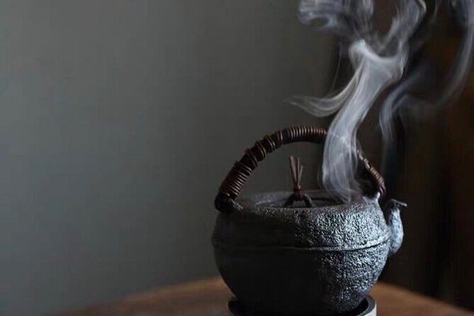 90minutes Tea Preparation and Tasting Experience in Como - Quick Overview: What This Tea Experience Offers
