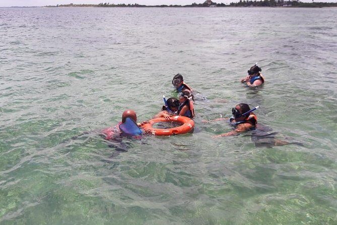 A beach day with open bar, lunch and snorkeling LOS ARRECIFES RESTAURANT - Detailed Itinerary and Experience Breakdown