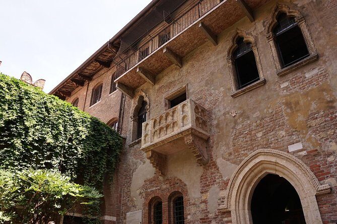 A Charming Verona Small Group Stress Free City Tour with a Local Guide - FAQ
