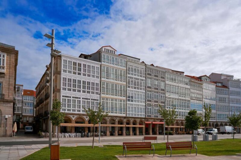 A Coruña: Historic Walking Tour Old Town and Highlights - A Coruña: Historic Walking Tour Old Town and Highlights