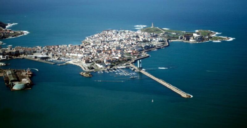 A Coruña: Private Walking Tour with Local Guide - Key Points