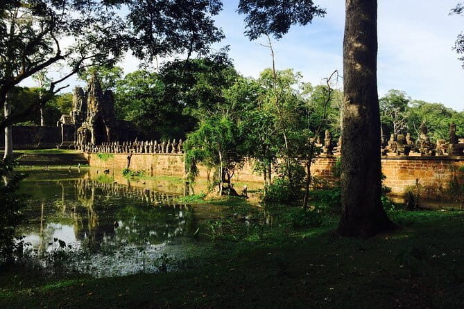 A Day Angkor Park Tours - Private English Speaking Tour Guide - Key Points