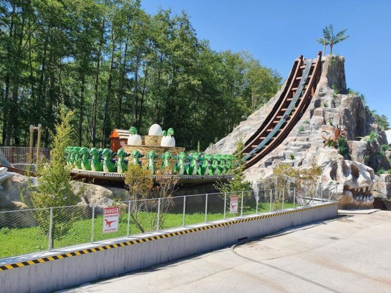 A Day at Parc Saint-Paul Ticket and Transport Included - Key Points