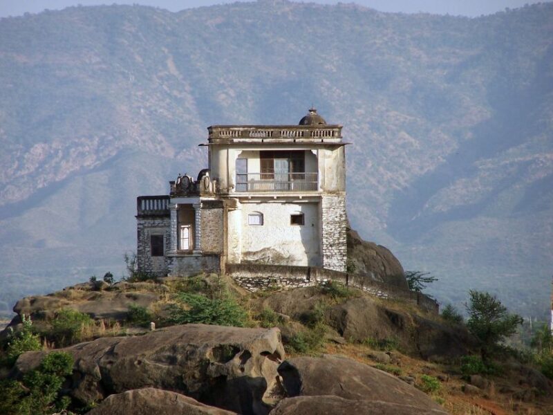 A Day Trip of Mount Abu from Udaipur - Why This Tour Offers Good Value