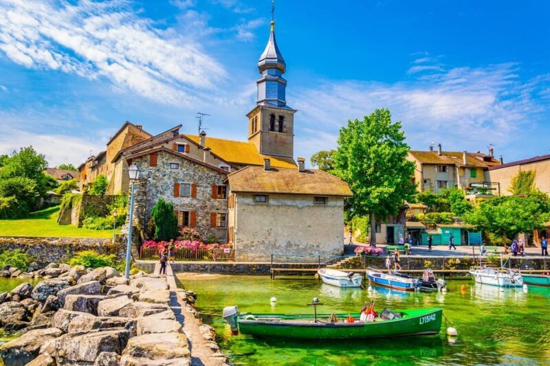 A guided tour of the medieval village of Yvoire - FAQ
