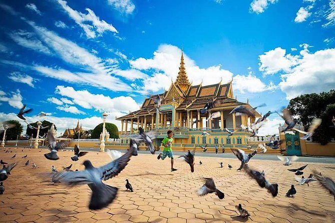 A Half Day Tour in Phnom Penh City - Key Points