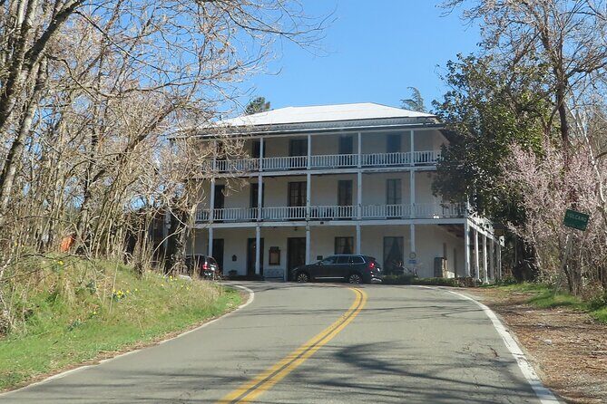 A Highway 49 Drive: A Self-Guided Audio Tour from Jackson to Angels Camp - Key Points